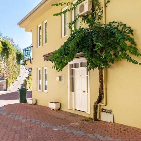 Gold City Luxury Accommodation Kargicak  Exterior photo