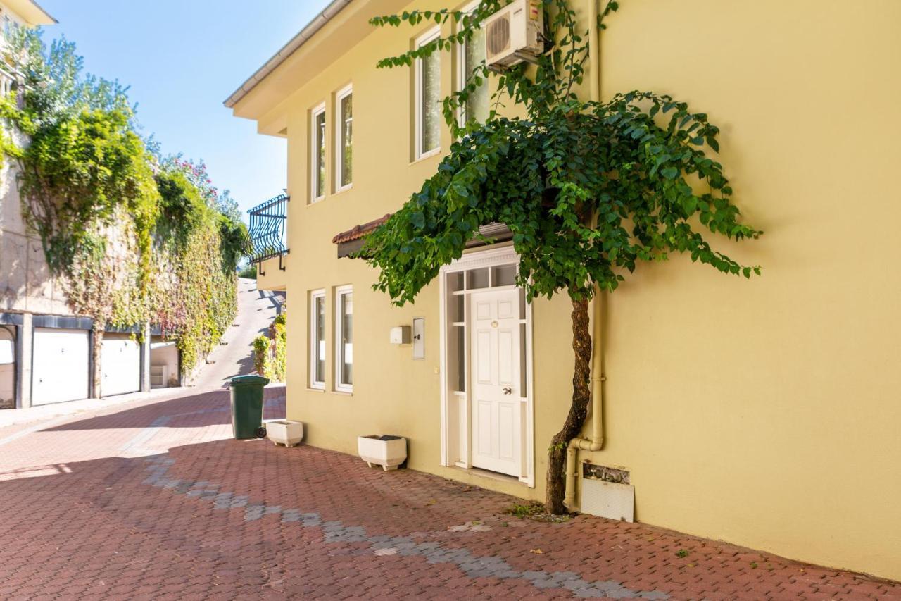 Gold City Luxury Accommodation Kargicak  Exterior photo