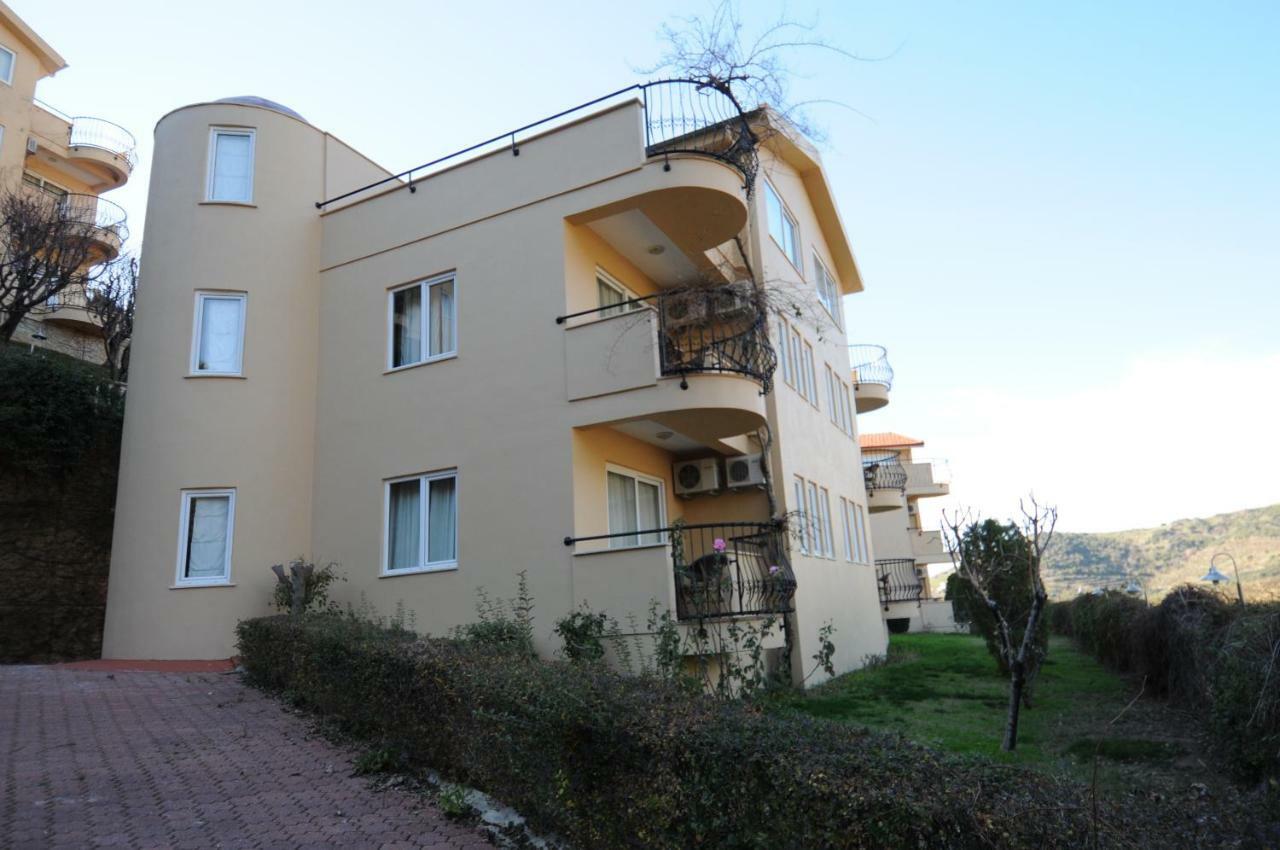 Gold City Luxury Accommodation Kargicak  Exterior photo